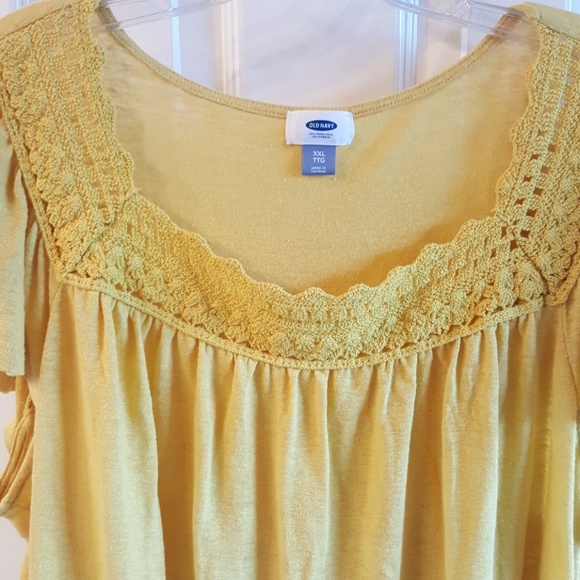 Top - Picture 2 of 2